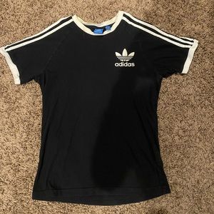 Adidas Black T-Shirt. Youth Medium.